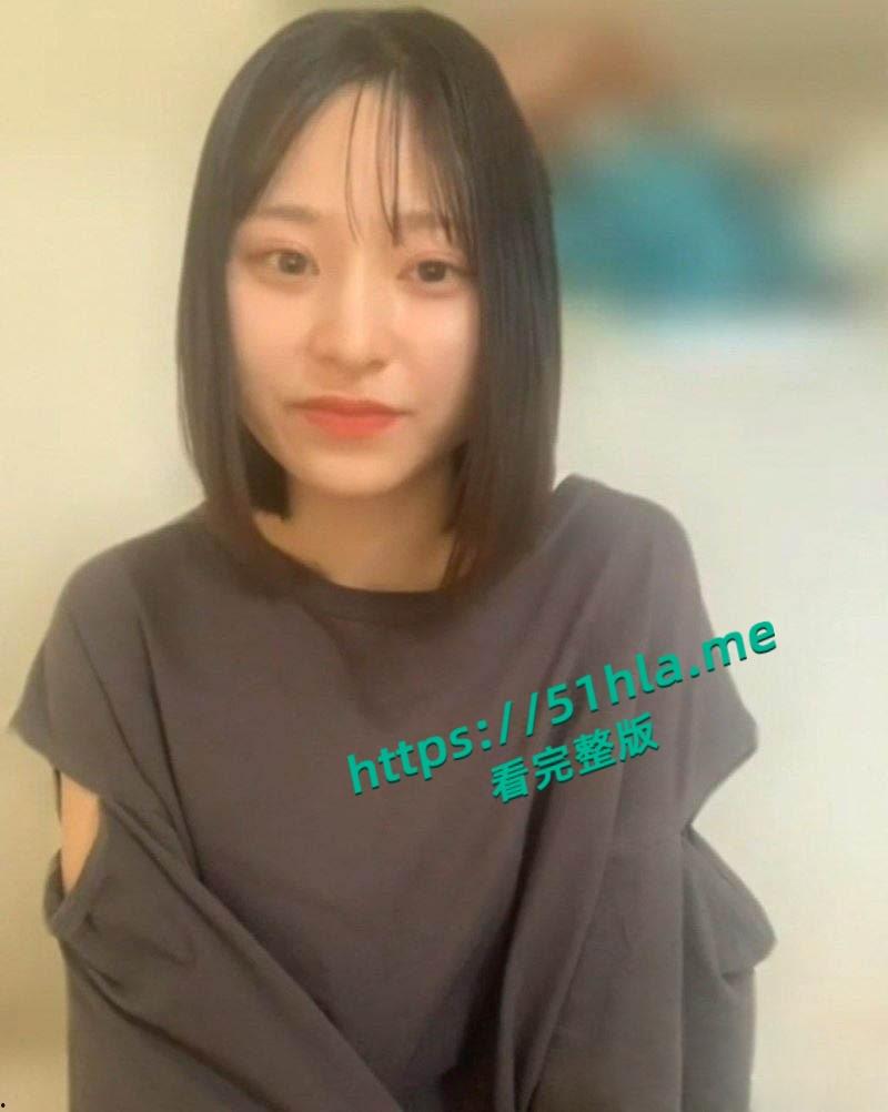 日本清纯系少女【zoom】裸聊45分钟首发，白皙肌肤勾勒娇小身材，手指自慰刺激感爆棚！-2