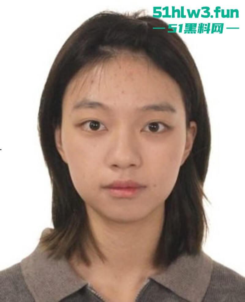 B站人气up主【妮妮】真实信息及早期陪睡金主私密视频被扒,两极反差震惊众人引热议。-8