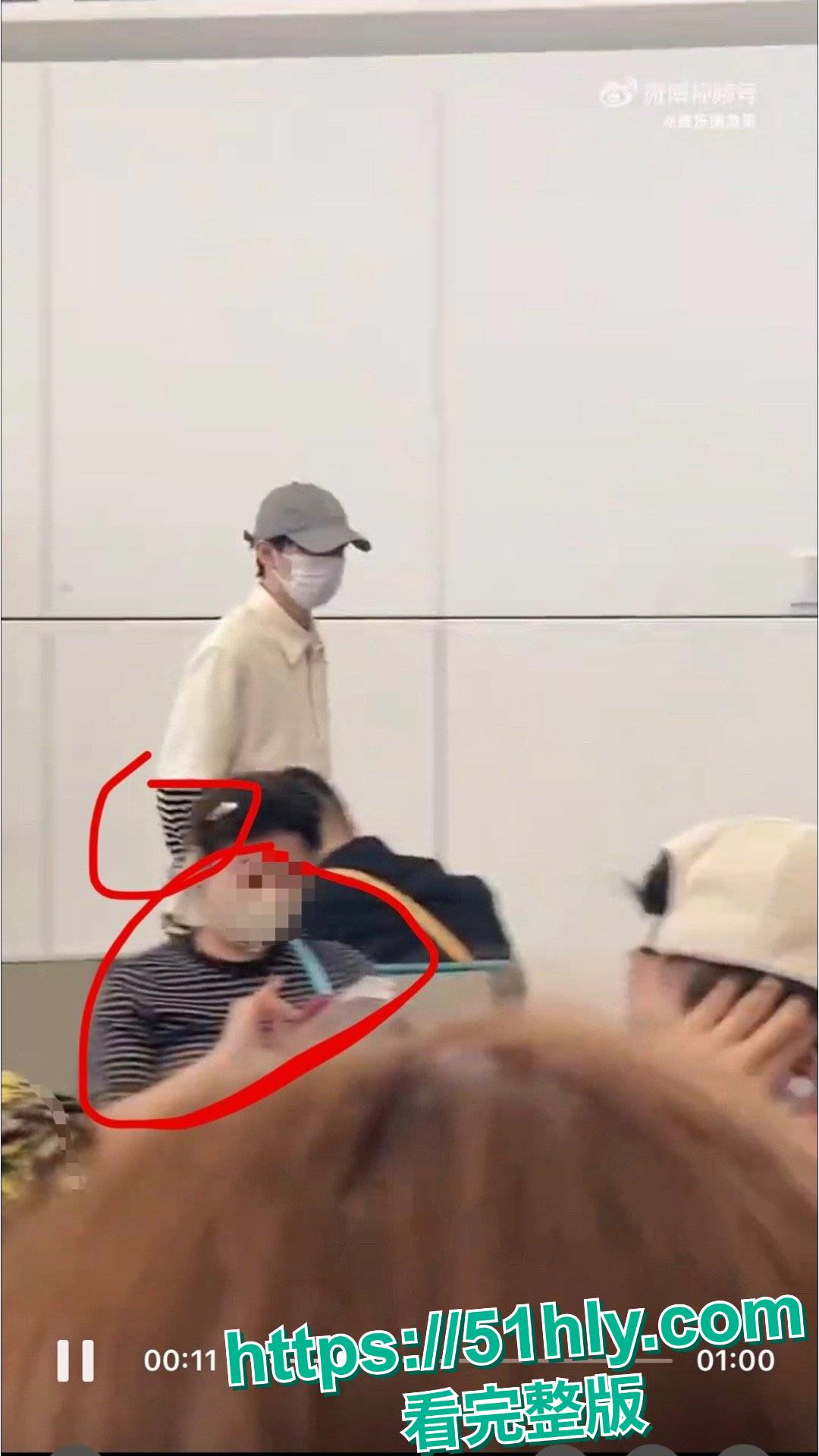 大瓜!王俊凯与经纪人杨柳不雅视频疑流出,七年纠葛藏多少秘密?-5