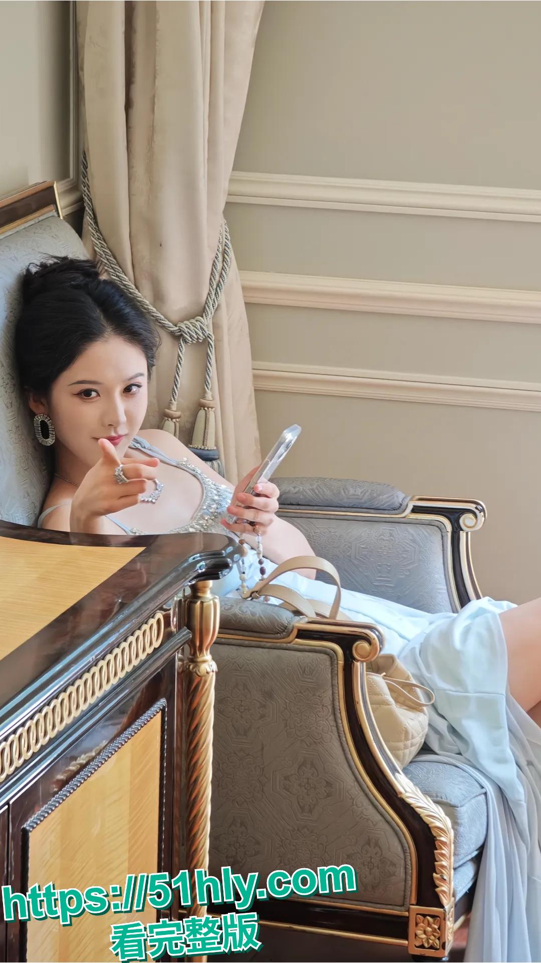 大瓜!王俊凯与经纪人杨柳不雅视频疑流出,七年纠葛藏多少秘密?-10