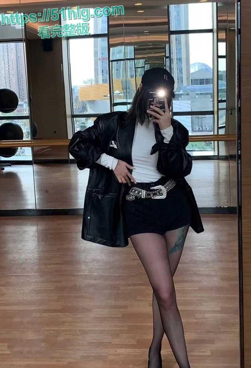 【上海】大四学生【李羡】与金鹏航空飞行员【孟飞】激情视频流出 颜值气质双绝的校园女神 酒店约炮秒变小母狗-3