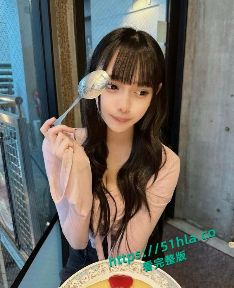 日本高颜值小网美露脸性爱视频,极品身材一览无余,大奶抽插中猛烈晃动淫叫震天!-5