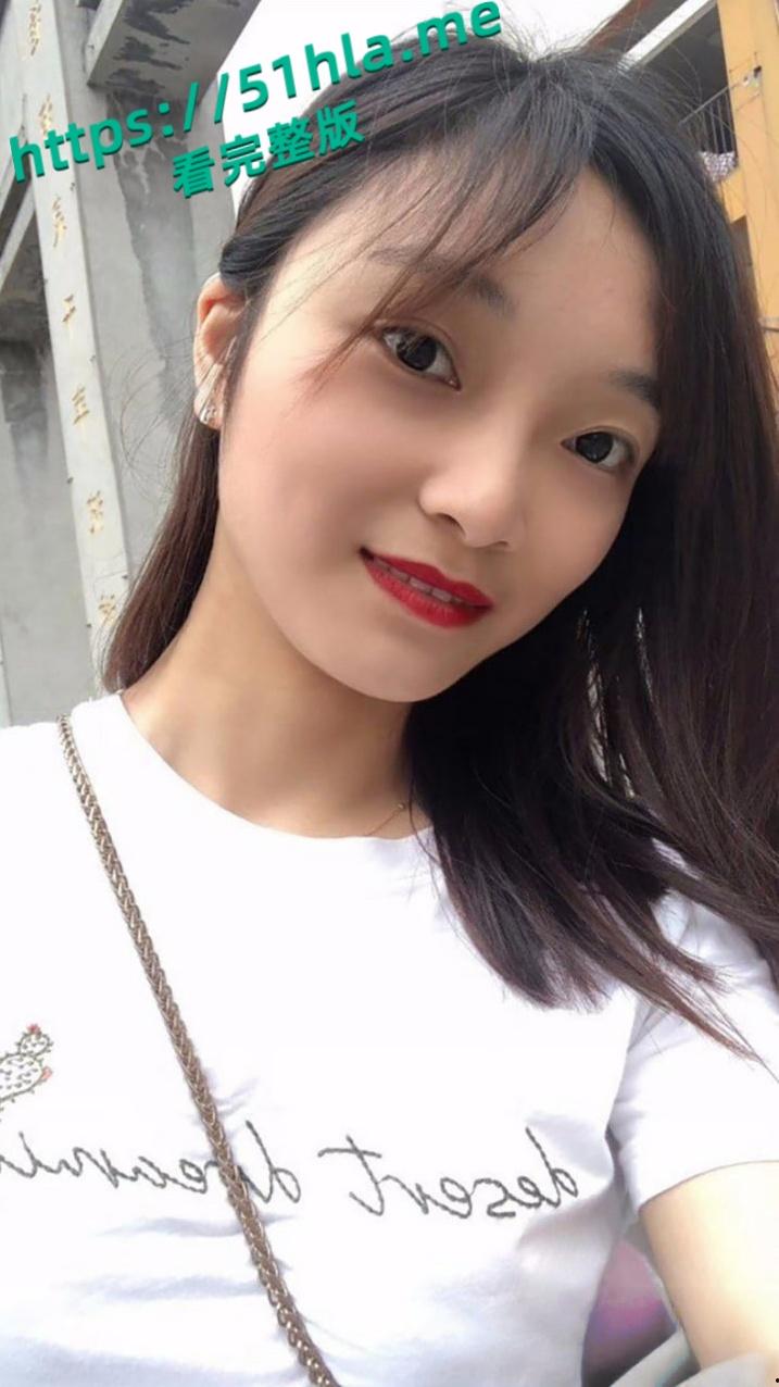 南京市中学英语老师【夏宁莹】性爱视频流出,超绝的口技让情人欲罢不能,极品美乳超级亮眼!-1