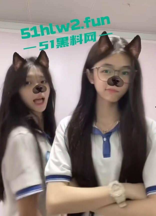 独家曝光！抖音北京长腿御姐骚鸡【Yyezi】大学辍学投靠金爸，调成母狗炮架玩弄爆插粉穴喷白浆！-2