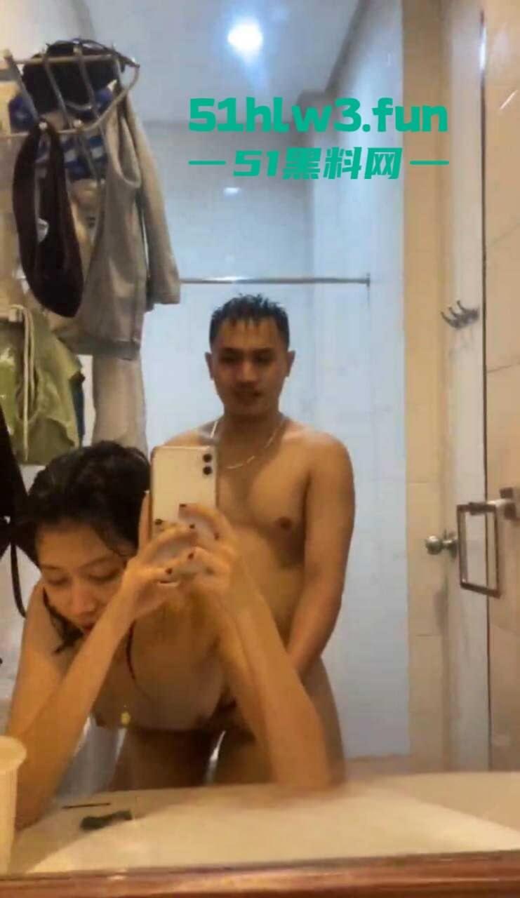 缅甸性感女孩私密性爱视频惨遭曝光，听话小骚货镜头前配合拍摄，淫乱画面让人目瞪口呆！-6