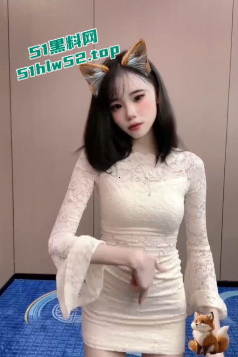 甘肃天水极品舞蹈生【王子婷】遭变态金主包养后疯狂开发，粗屌肛交爽到妹子淫叫连连！-4