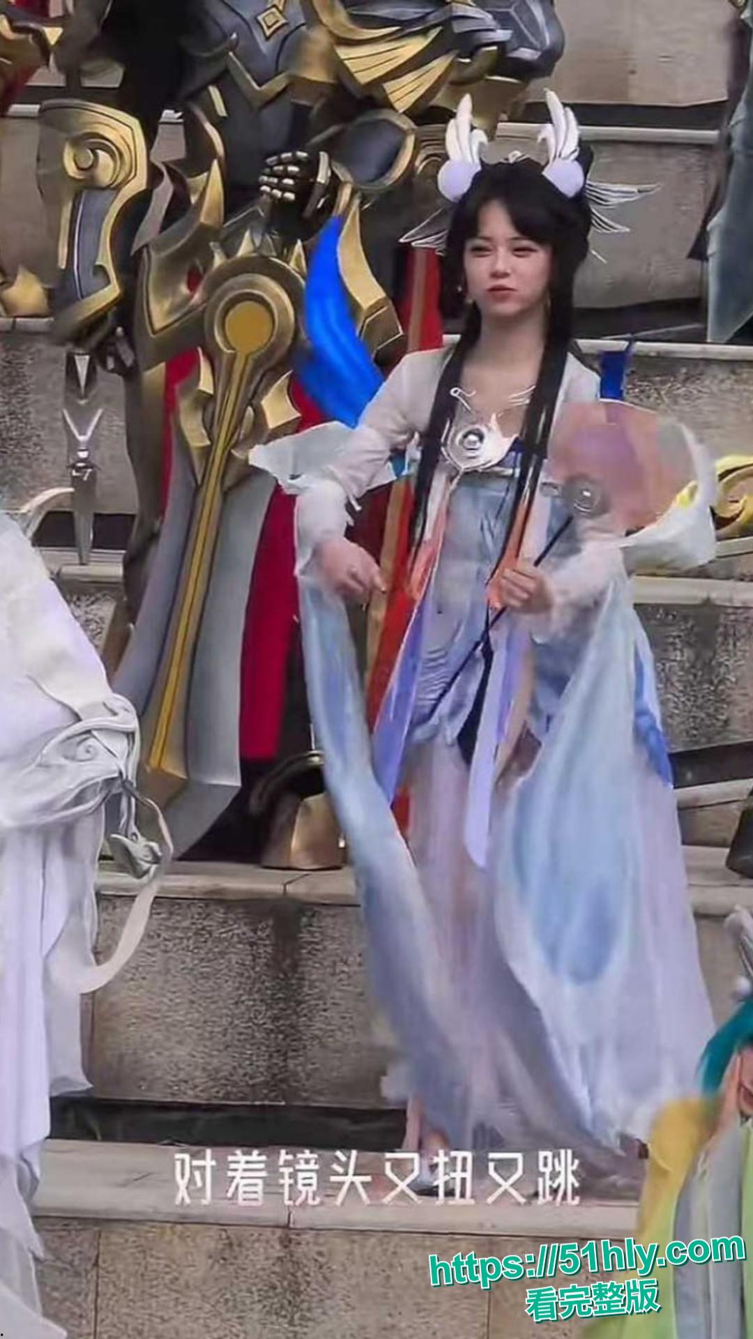 抖音570万粉网红 我不叫龙虾 王者荣耀10周年庆cos嫦娥 行为不雅玩反差引发热议 被网友扒出定制自慰视频!-8