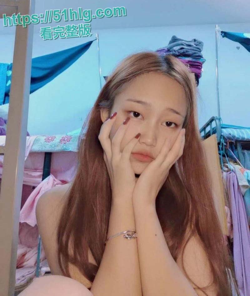 【四川】清纯厂妹的狂野转行，沦为男人的极品泄欲炮架！床技狂野，露脸口交风骚程度堪比资深骚鸡-2