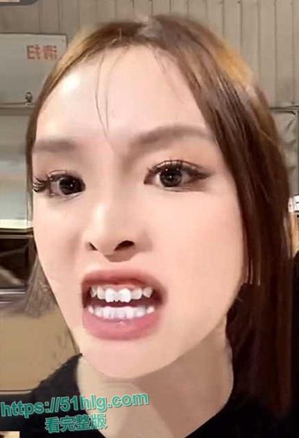 亚太全球菲凡直播间主播和厂商干起来了，打耳光啪啪作响，感觉不像是演的 网友建议报警-3