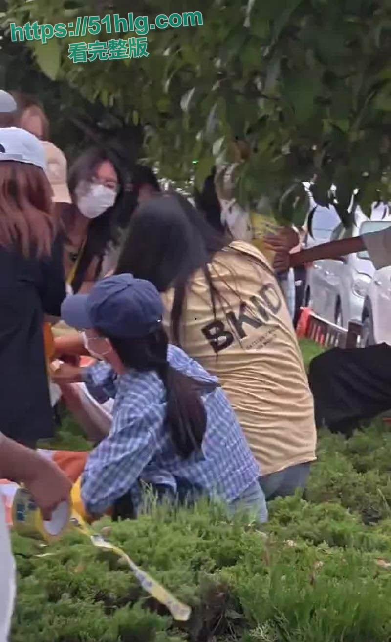 全民震撼，狂热女粉的梦想成真！时代少年团【马嘉祺】竟与狂热女粉激情做爱做补偿，引爆网络热议！-2