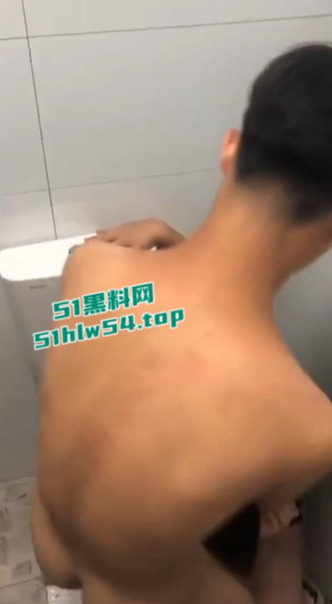 成都武侯网吧公厕,网友面基洛丽塔在厕所里做爱,小仙女控告男网友强奸被做局,要求和解金20w!!!-3