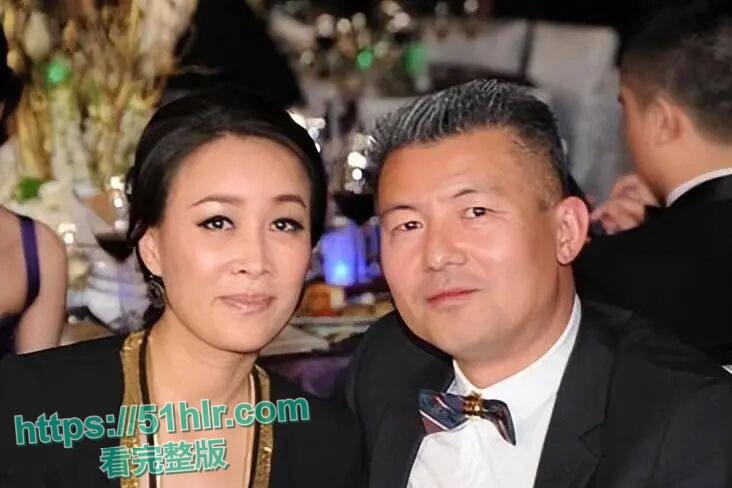 天后歌手【那英】婚姻风雨飘摇!丈夫【孟桐】千金包下会所,美女激战视频外流,年老心不老大屌直插美女骚穴-9