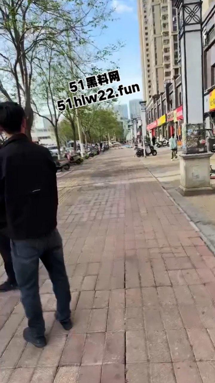 郑州兰寨新城暴躁商户举刀灭门对手一家，拉一群亡魂垫背后决然跳楼自杀。-3