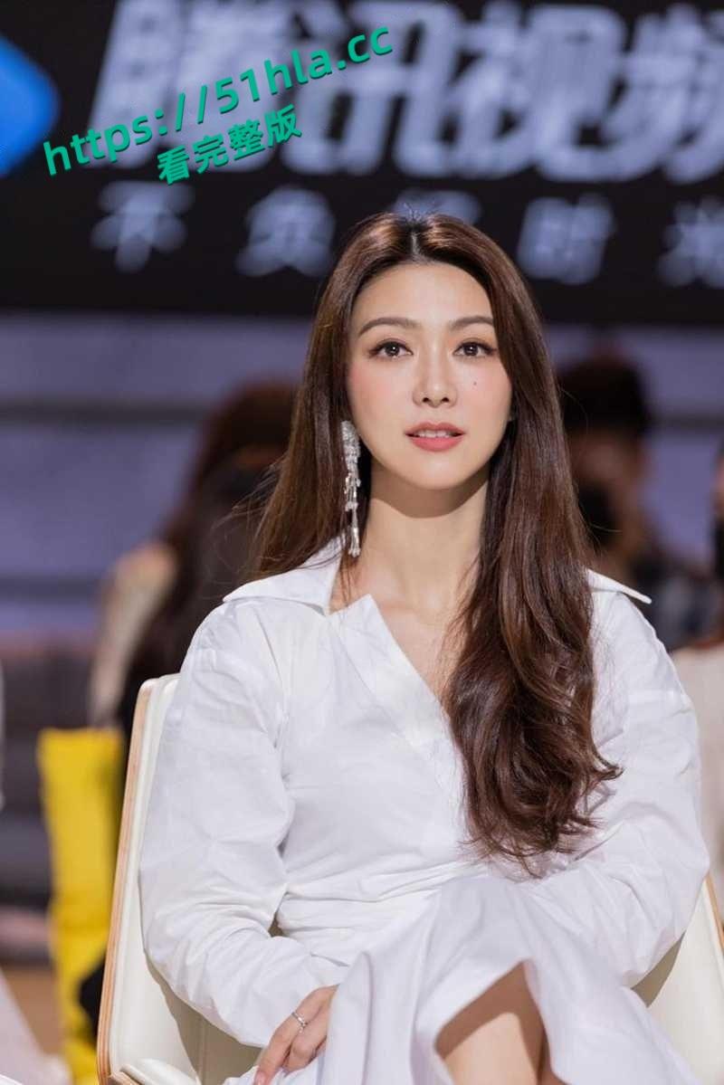 香港最后一个少女【薛凯琪】富豪黑人男友同居3年多次出入酒店,性爱视频大曝光,兔子警官激战黑屌炸翻全网!-3