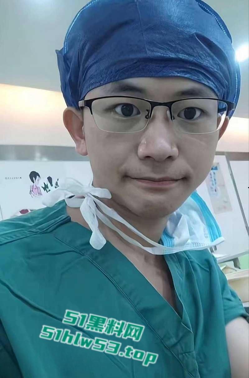 湘雅二院【罗帅宇】事件,录音流出当年坠楼真相曝光再掀热议,一周年祭日,全国狂风暴雨冰雹肆虐天怒人怨!-2