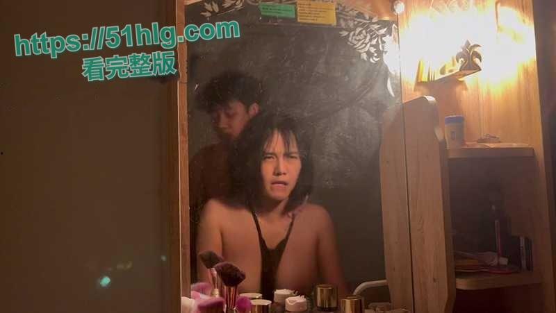 36G巨乳嫩妹背着男友旅游约炮视频流出！极品身材榨精神器，被炮友无套爆操，淫水直流-2
