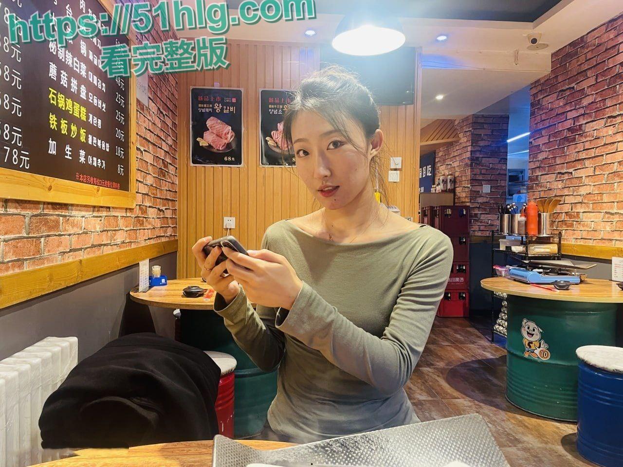 【长春】高颜值母狗【薛佳欣】与男友分手后被曝！清纯玉女秒变淫贱母狗，各种爆操，性爱影片全网疯传-7