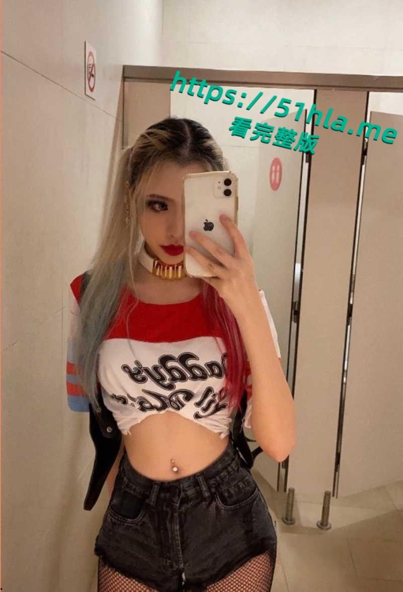 高颜值coser与前男友性爱视频曝光,吊带黑丝深喉舔屌,媚眼如丝表情超骚,撅着翘臀被无套后入!-4