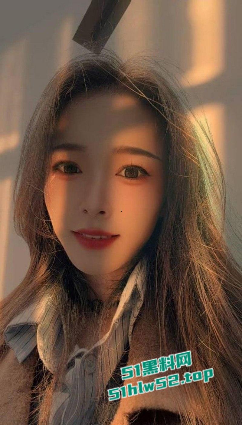 福建泉州32岁已婚少妇【张春艳】婚内出轨，炮友狂插菊花特写清晰可见，偷情性爱视频流出！-1