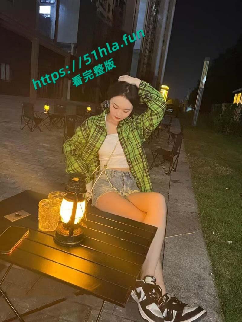 上海高颜值幼师【刘雨菲】人前女神人后贱母狗,炮友调教成精盆马桶,戴口球求草无比的反差!-7