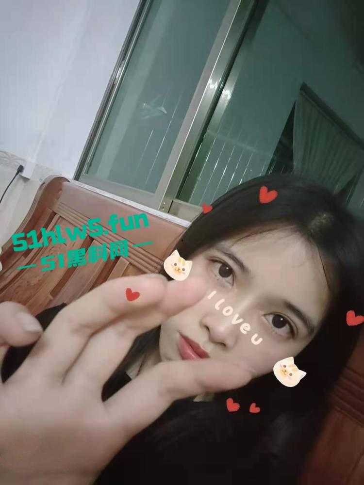 温州万达商城服装店导购【杨珍玥】背着男友约炮客人，竟然被渣男曝光这身材还真是诱人啊。-4