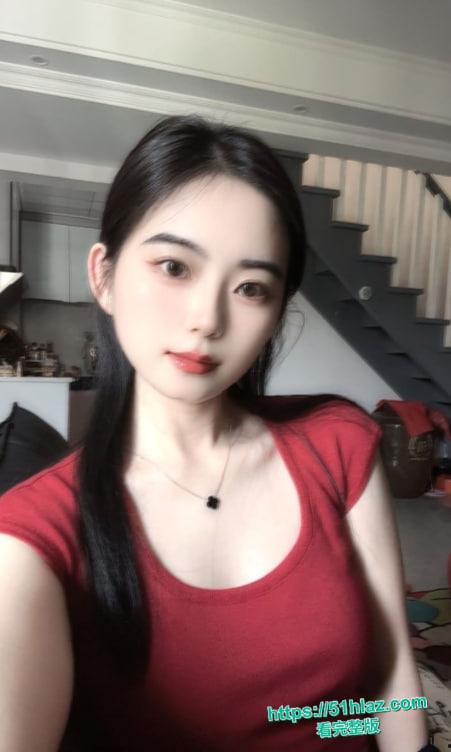 信阳女大学生陈楠 一周年纪念日被男友骗去酒店狂操 口技玩得飞起 小清新变身骚浪货 视频流出全网炸了-6