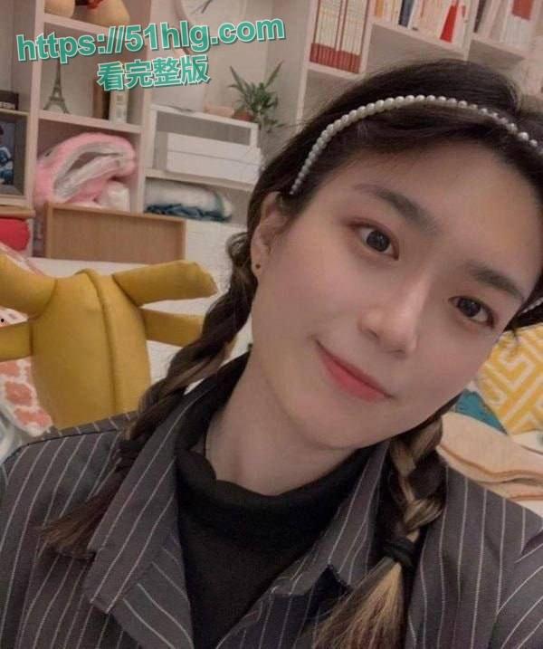 【江苏】动力健身房原来不止锻炼肌肉，还能挖掘淫洞！私教【小贝】沦为性爱母狗，酒店大战客户激情连连。-1