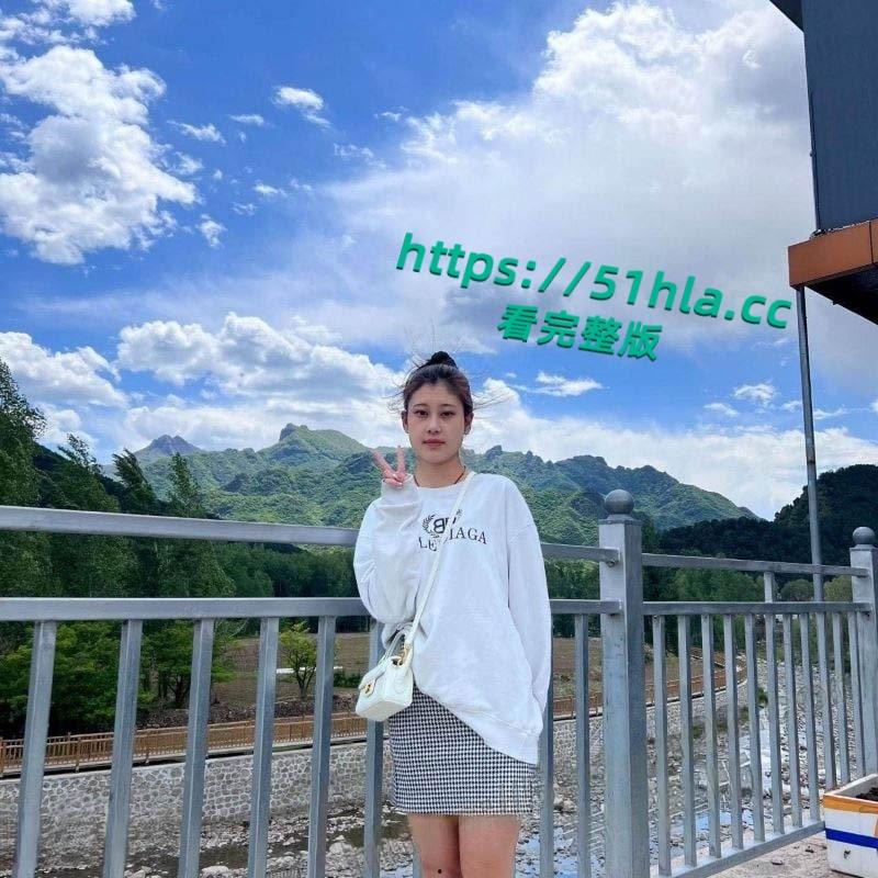 极品美女大学生性爱视频与生活照泄露,校花私下反差爆表,嫩穴高潮淫态炸裂!-5