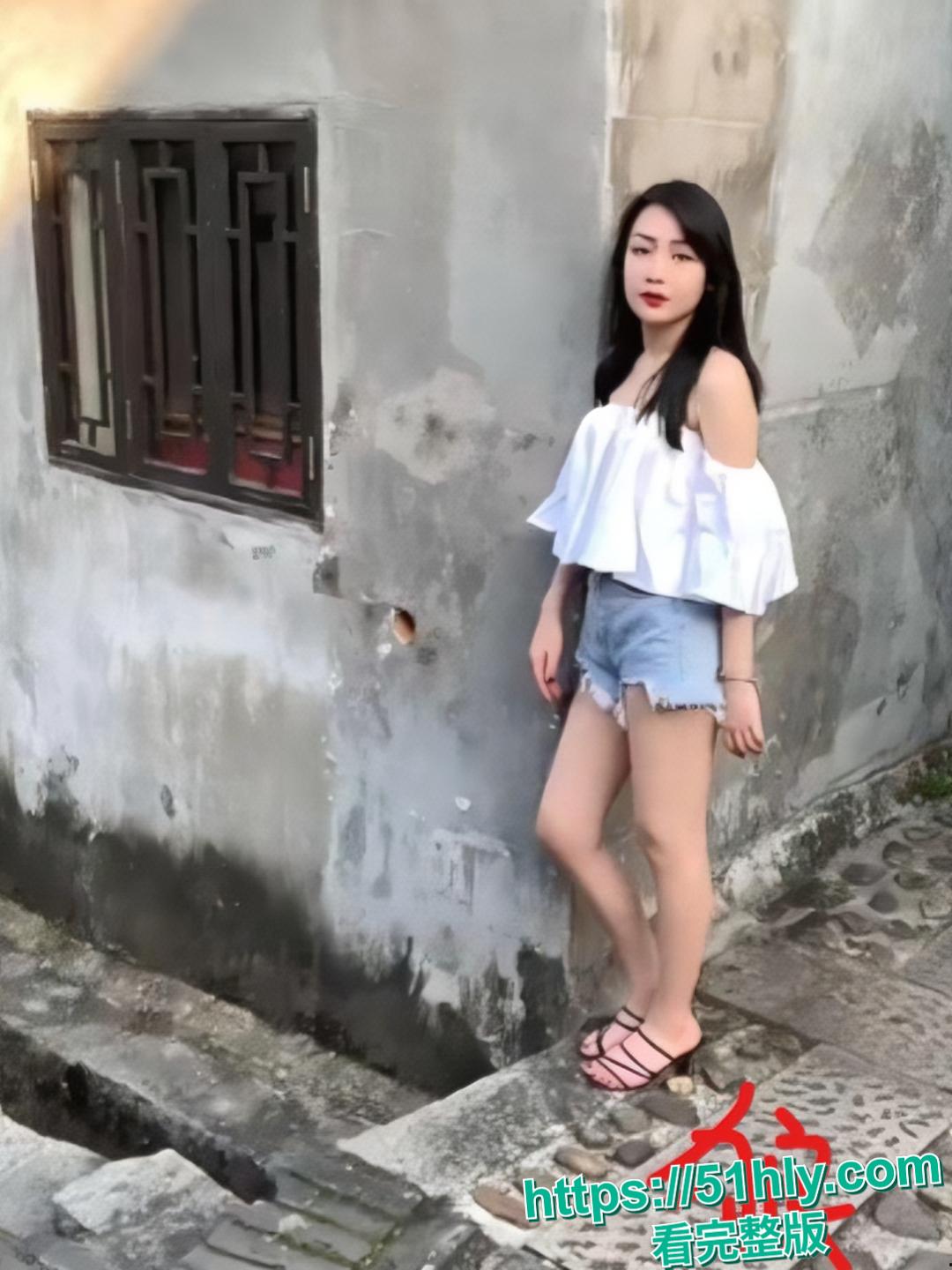 广西南宁青秀区埌西村二组 惊现200块钱最美站街女 扶贫全程实录流出!-12