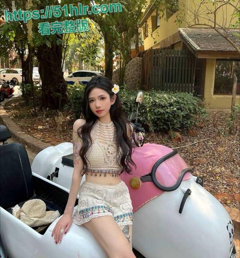 抖音网红【李思悦】的桃色风波！颜值身材超诱人，穿性感黑丝化身骚妹母狗，快感无限，高潮迭起-4