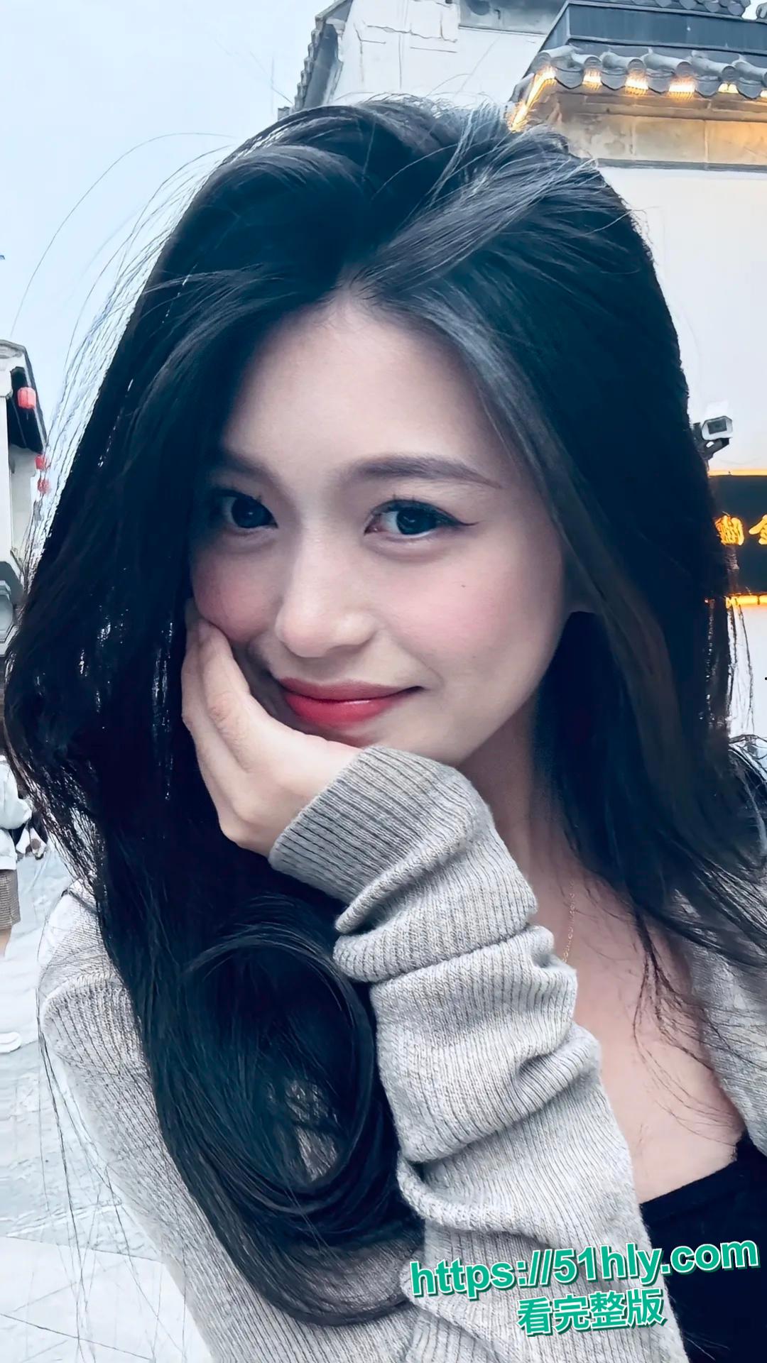 济南电台女神 张昕雨 偷情被抓 老公带兄弟酒店破门实拍 射满床单巨乳半露-3