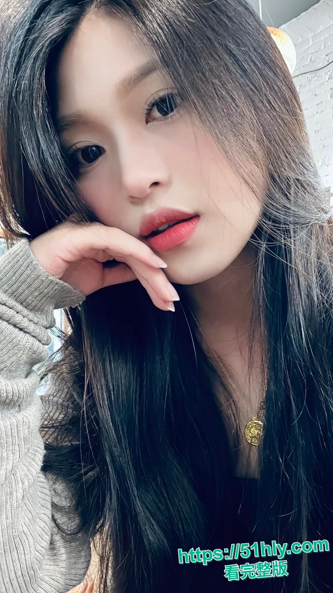 济南电台女神 张昕雨 偷情被抓 老公带兄弟酒店破门实拍 射满床单巨乳半露-4