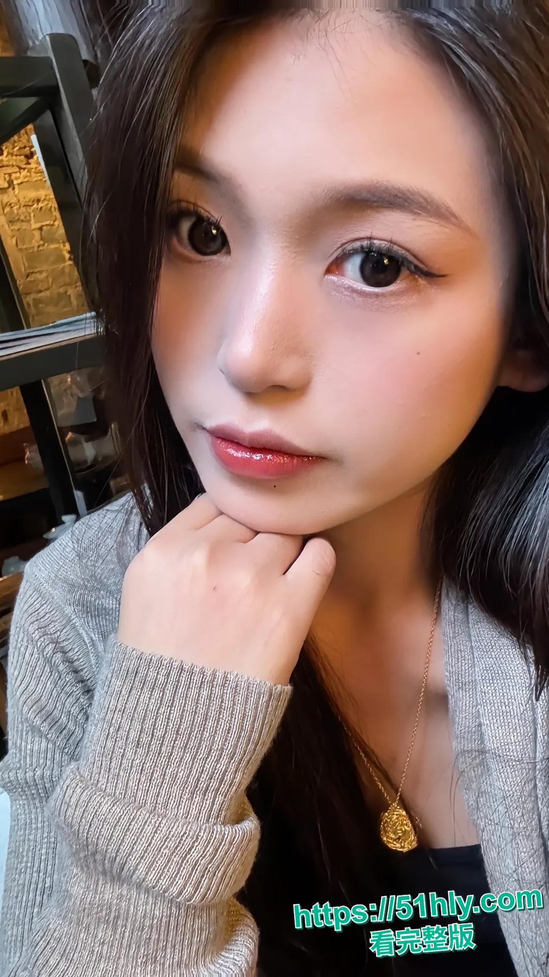 济南电台女神 张昕雨 偷情被抓 老公带兄弟酒店破门实拍 射满床单巨乳半露-5