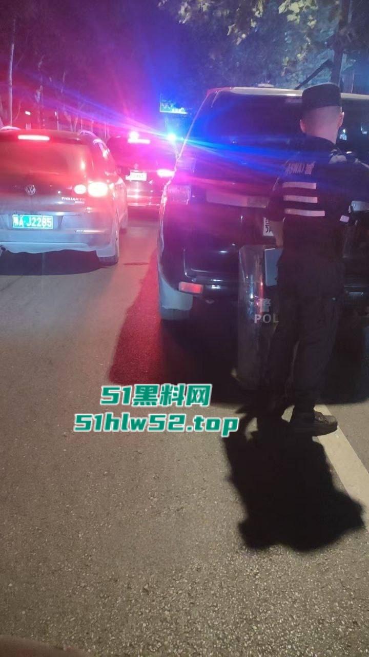 武汉硚口区突发枪击案，枪手连开五枪杀死两人，现场视频流出血腥慎点！-10