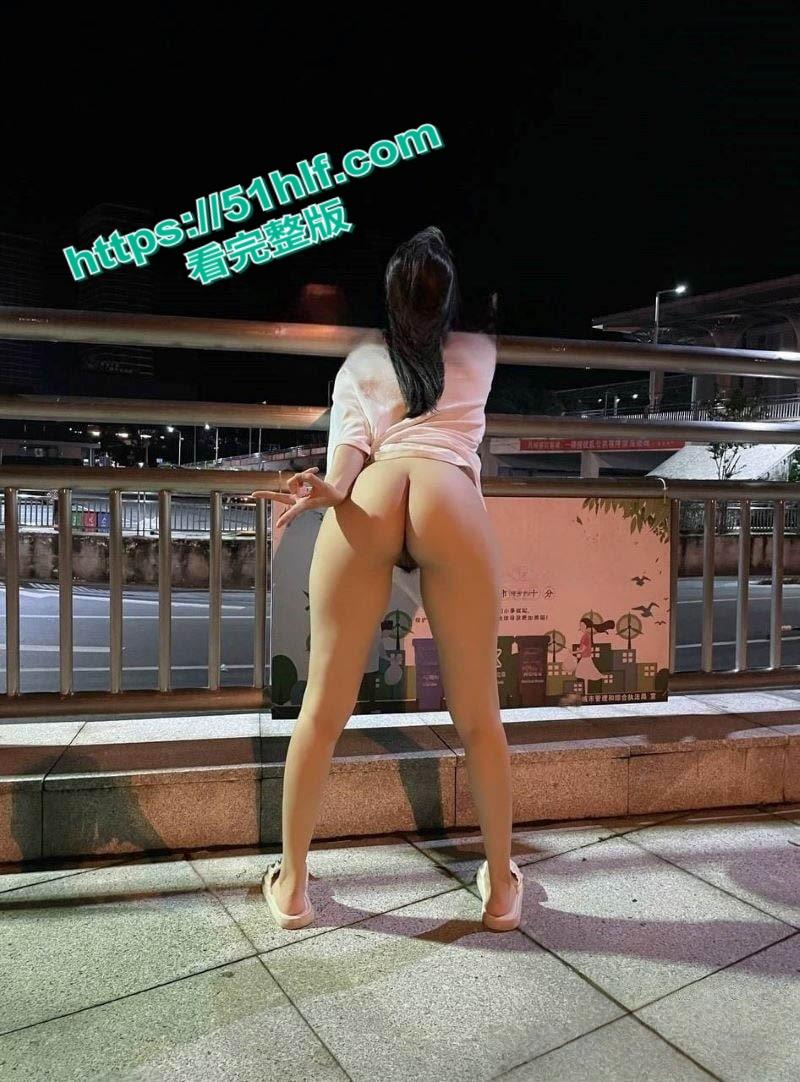 推特顶级网红【奶味泡芙】露出私拍，户外天台公园大胆裸露，电梯口做爱偶遇邻居！-4