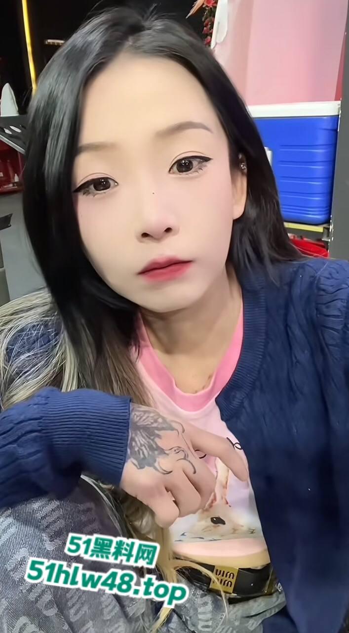 红雨团队精神母女摇子妈被人抄家乱砍【小乔妹妹】惨被多人围殴烟头烫疤。-7