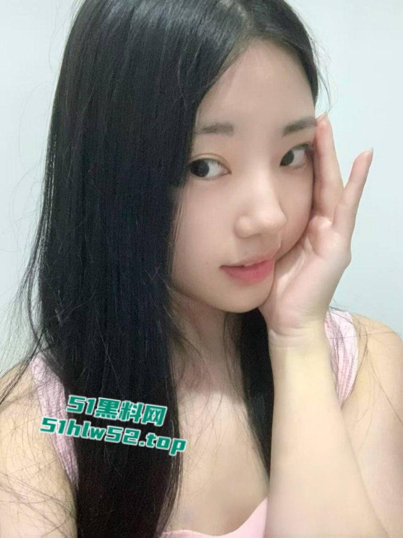 福建厦门理工大学【韩月盈】表面清纯私生活却极度混乱，男友分手后无缝衔接遭曝光！-2