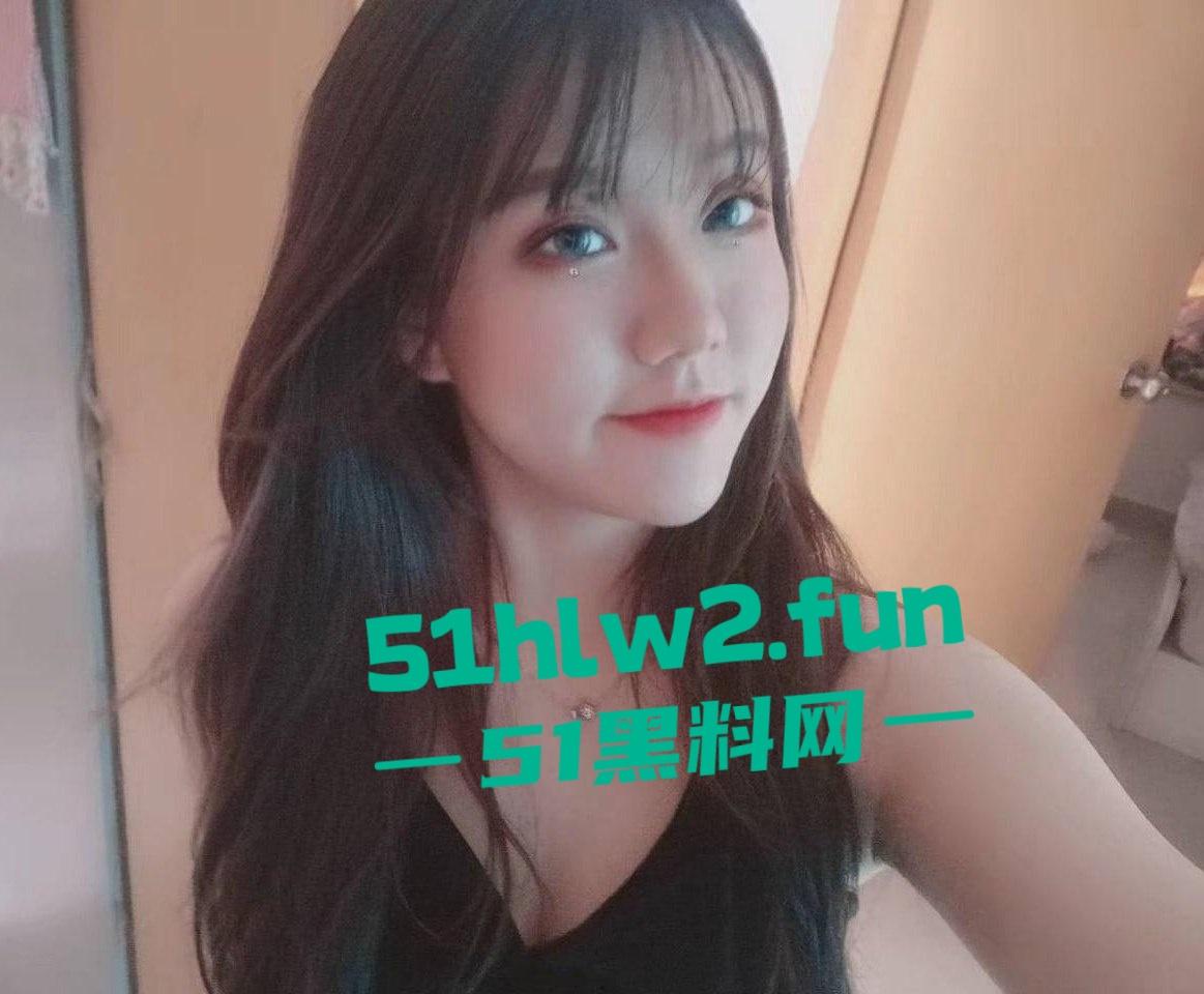 抖音【小团团】约炮传闻再升级，酒店送逼58大神激情40分钟视频疯传，女上位骑乘大屌，妖娆姿势疑似实锤！-10