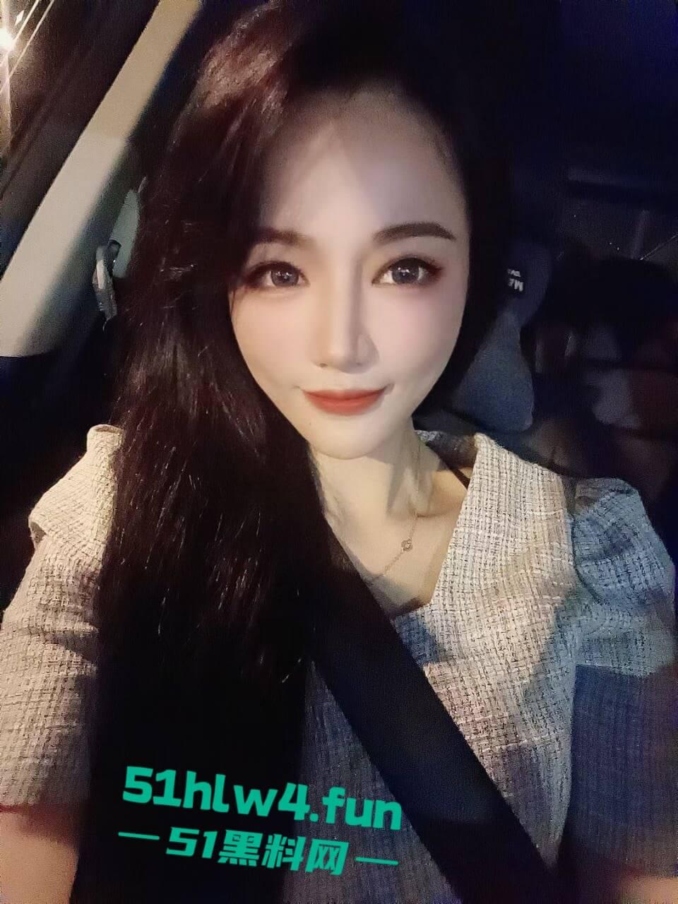 福建福清宏路【苏伊慧】身材极品的性感少妇，蜂腰长腿翘臀饱满诱人背着老公出轨偷情被曝光。-6