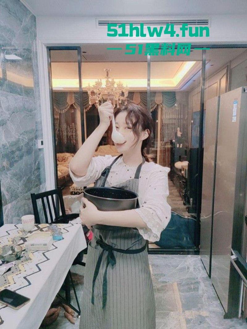 抖音极品御姐【禧阿妹】极致性爱大曝光！，情趣自慰 3p肛交各种狂野性爱私拍。-5