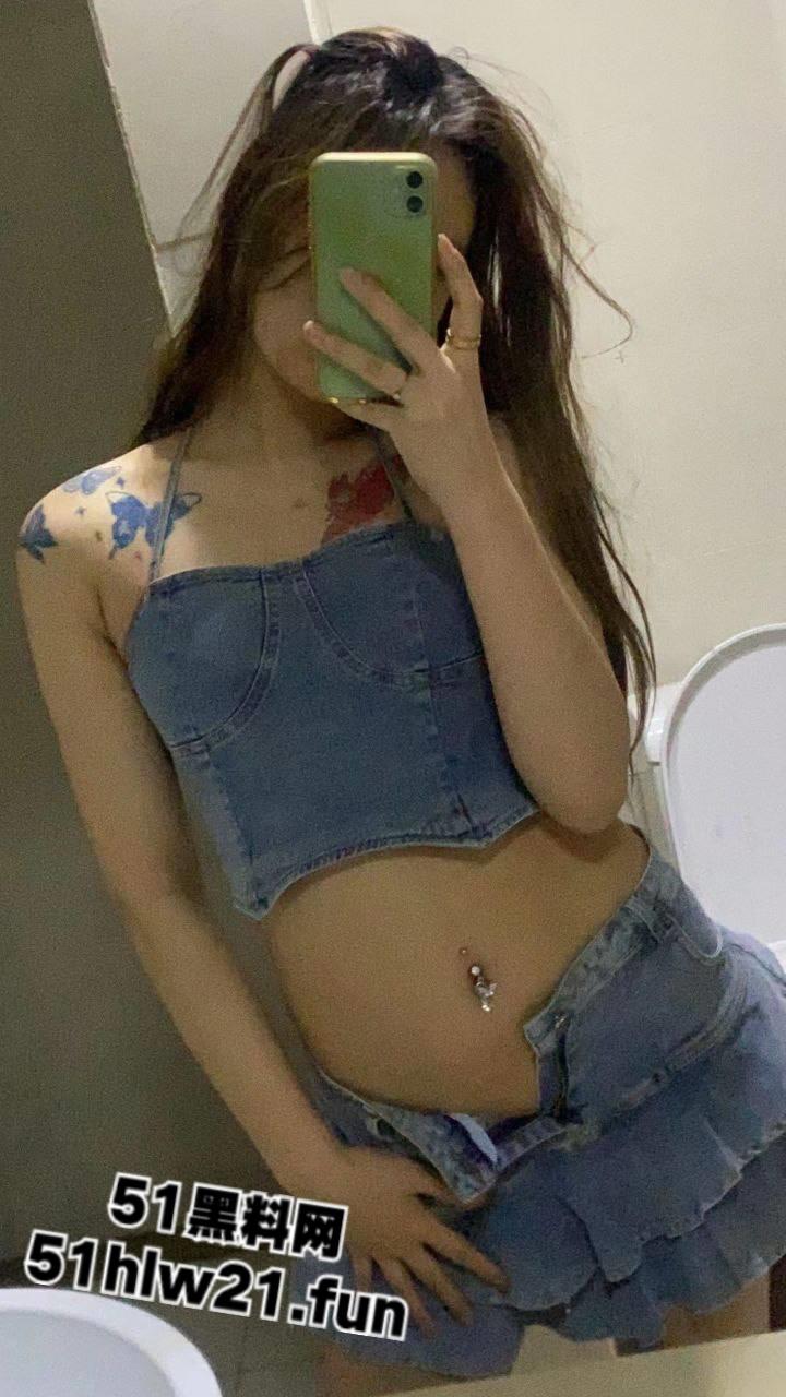 口打舌钉技术口超，舔吸肉棒分分钟爽射，超骚榨精小妖精床上拿捏各种男人，从未有过对手。-3