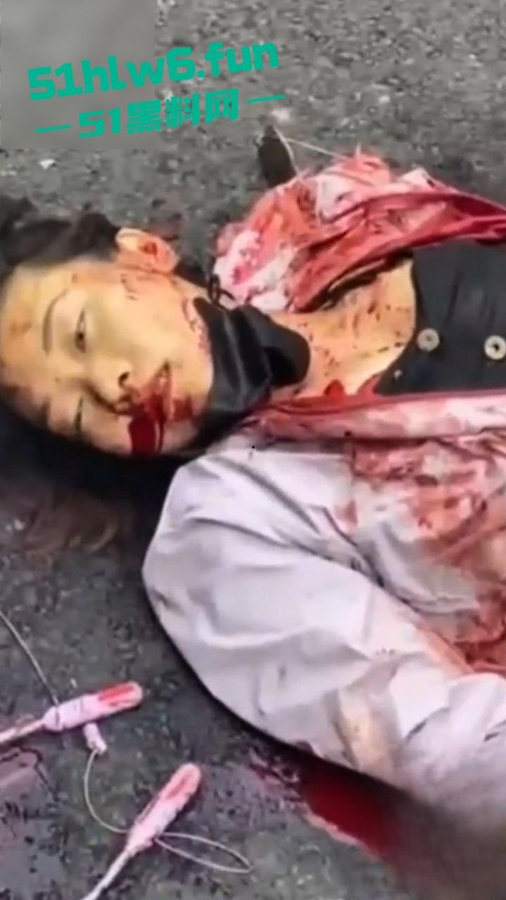 女子出轨被老公刀杀，两位云南夫妻在南京打工想不到已婚妻子竟出轨，遭老公连捅数刀当场身亡。-6