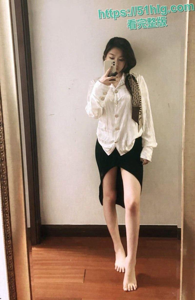 山东极品校花性爱视频惨遭泄露震撼全网！高冷女神在学长床上翘臀高撅，娇喘连连，彻底化身淫荡母狗-4