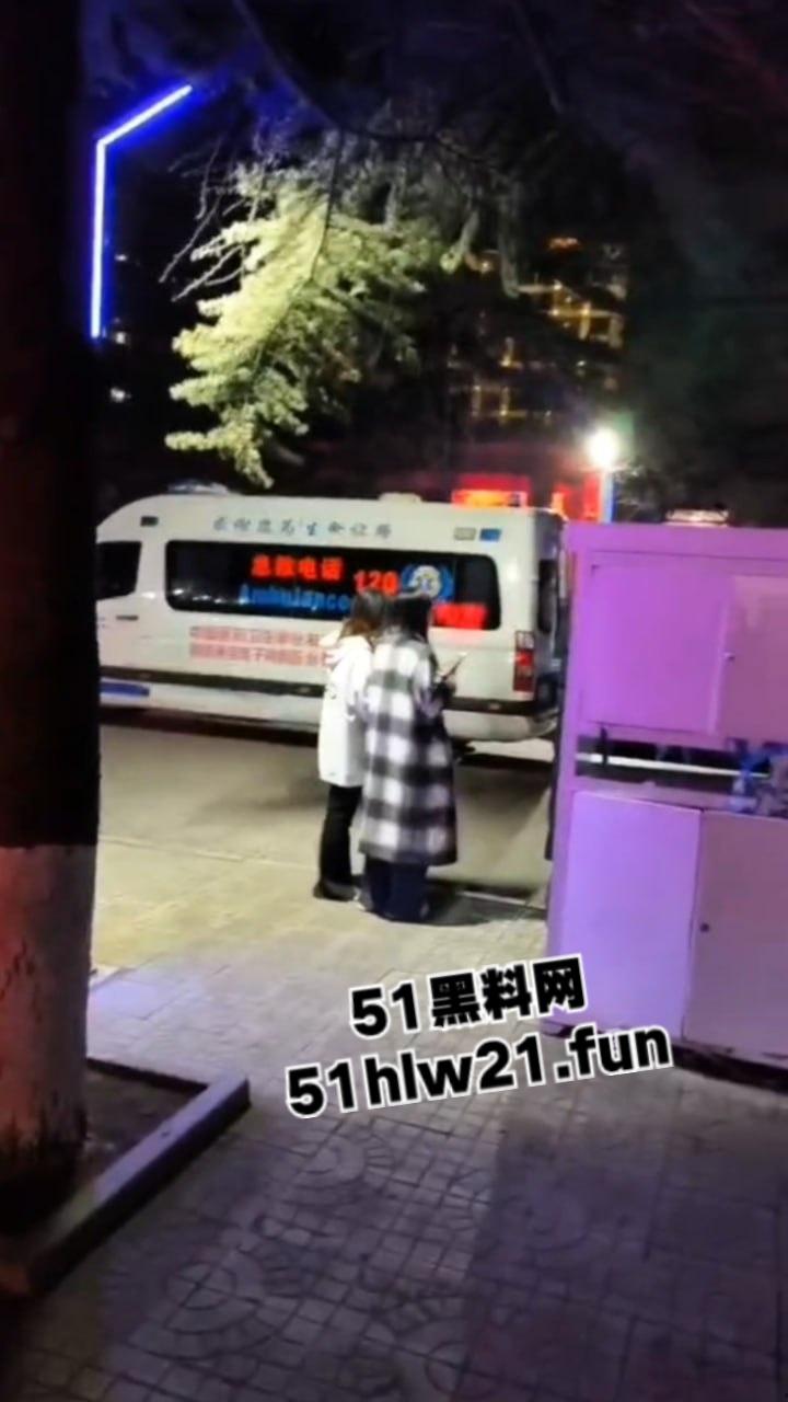 山西一高校女生厕所产子，涉事学校曝光内情，知情人透漏是教育系大一新生，毕业后找工作一定有优势。-5