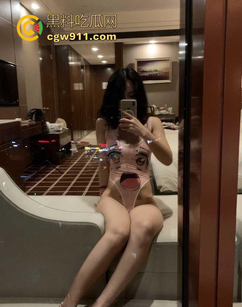 绝美魅魔女友【刘奕】露脸调教视频曝光，栓着狗链被猛干后入，滴蜡内射极其淫荡！-8