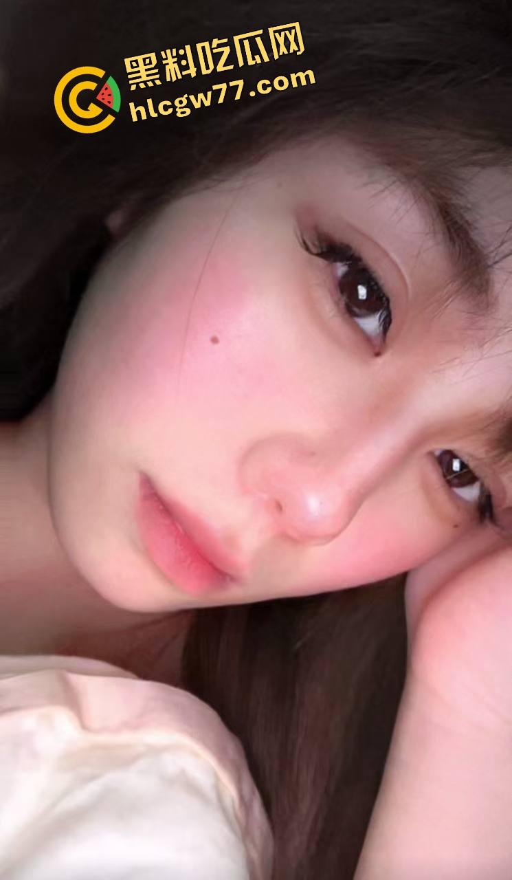 魔都艺术校花『欧易帆』堕落成富豪玩具,白嫩骚穴被车震干爆,窗帘一拉对着路人狂喷水!-4