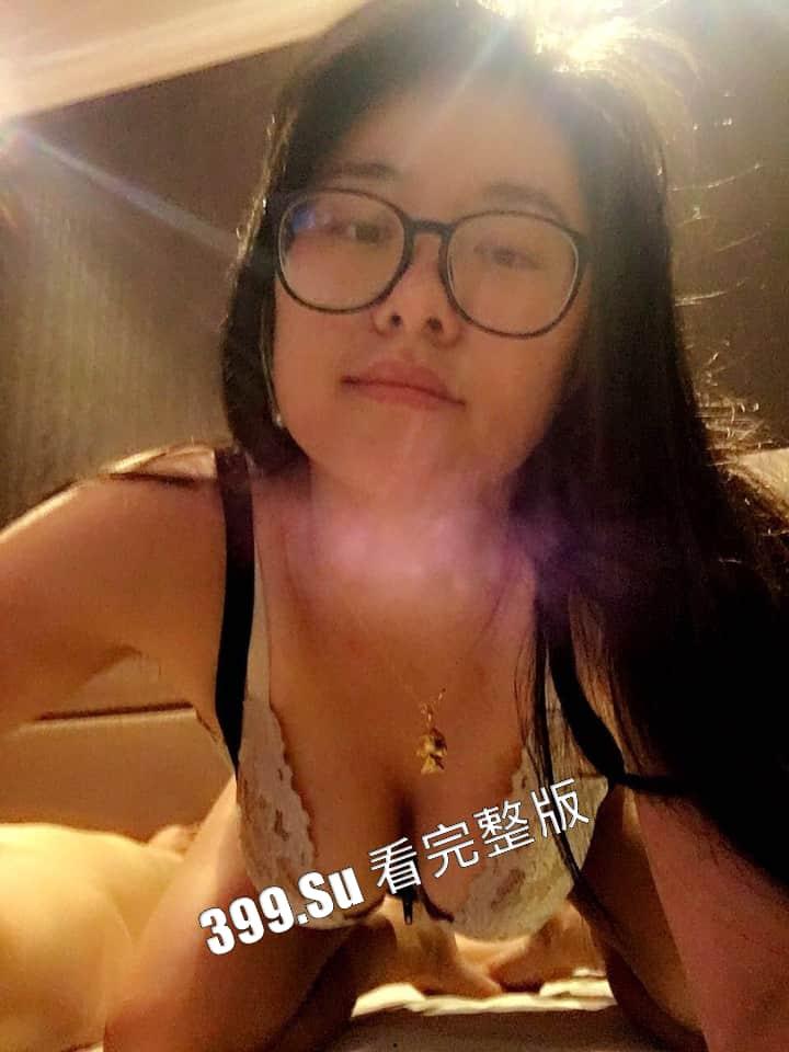 露脸轻熟女 #陆丽 海量自拍32v流出 十个眼镜九个骚 被操时还在和员工打电话 克制着不敢叫床 很刺激很反差 配合情郎喜好各种制服-7