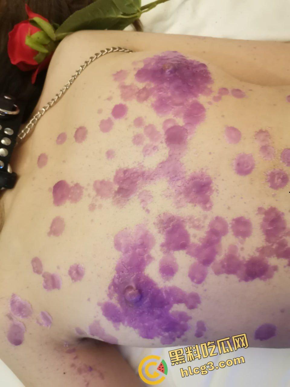 大神下药迷奸02年少女『陆藏』SM调教道具滴蜡 高价5000元泄密单男！-10