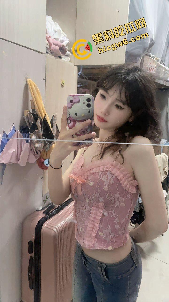 抖音湖南化工职业学院反差骚逼『杨洋』圆润大雷上位骚穴骑乘 抠逼流水超淫荡!原创独家曝光流出!-8