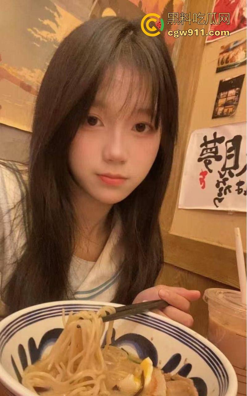 不是哥们！早知道这样我也玩原神啊！涉世未深清纯少女线下被游戏搭子后入猛操，小编现在就去下载！-4